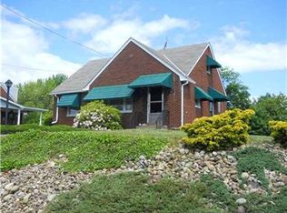 54 Longvue Cir, Ambridge, PA 15003