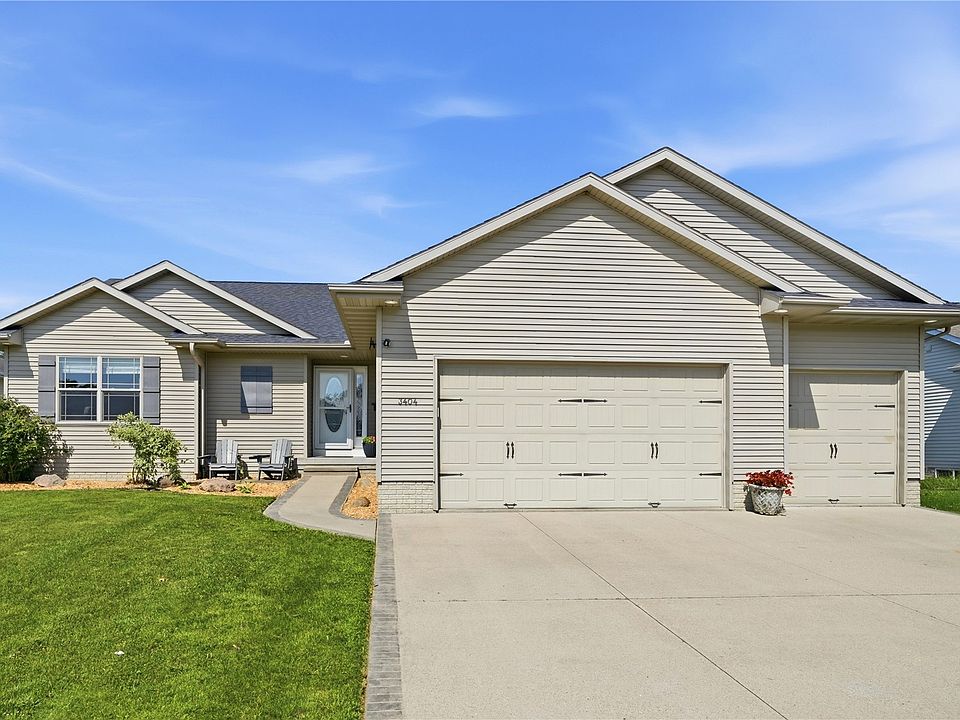1st image of 3404 Royal Dr SW