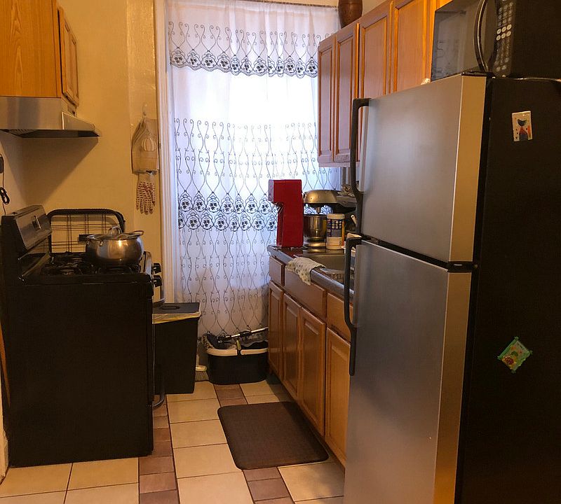 1st image of 2424 43rd St APT 3