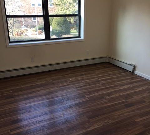 5th image of 65 E Main St #4