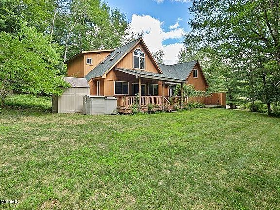 2nd image of 8683 Heather Ln