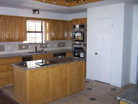 5th image of 4209 Crescent Dr