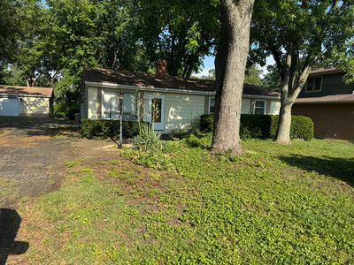 6006 Pershing Ave, Downers Grove, IL, 60516