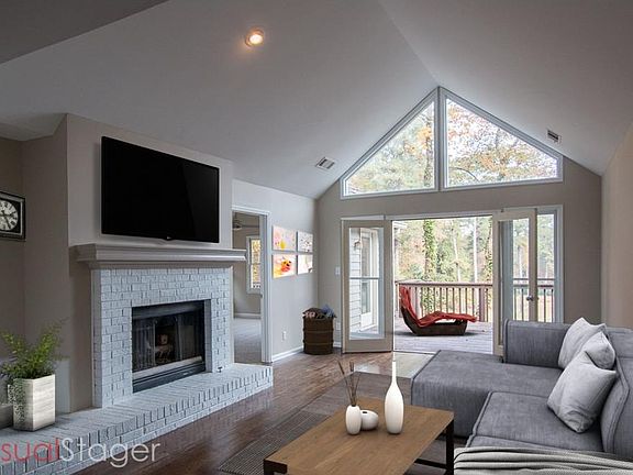 5th image of 2440 Camden Glen Ct