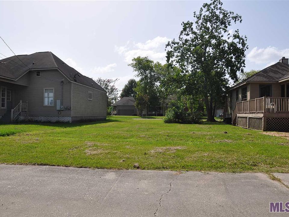 2nd image of 583 Westhaven Dr