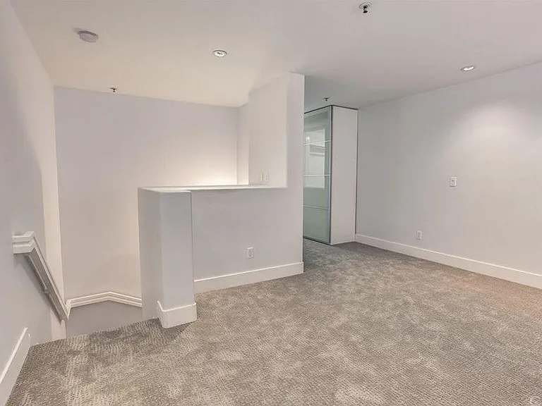 200 Pacific Coast Hwy #122 — Photo 11