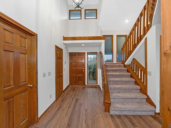 4th image of 126 Heatherwood Dr