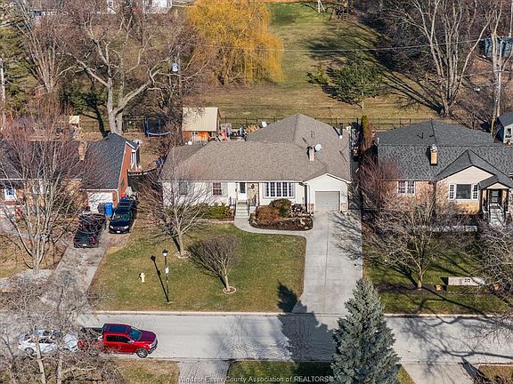 2nd image of 264 Patrice Dr