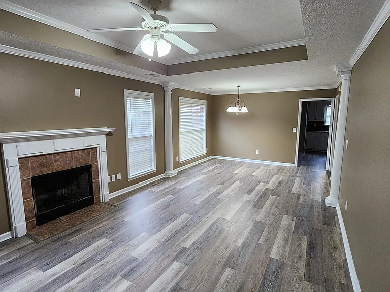 1229 Westfield Ln — Photo 7