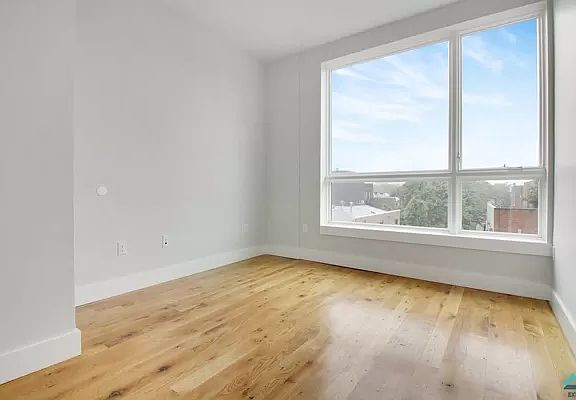 3rd image of 418 Lexington Ave #4E
