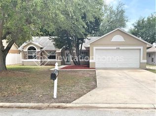 2486 W Moonlight Ln, Eustis, FL 32726