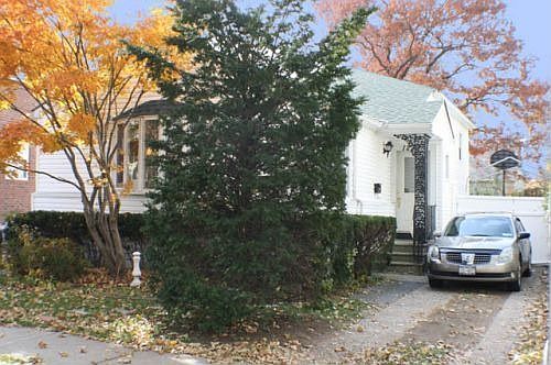 1st image of 1270 E 100th St