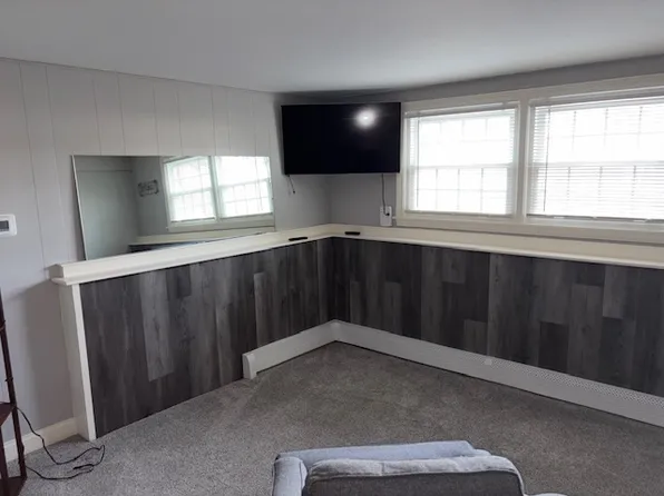 1105 Sandwich Rd, Sagamore, MA 02561