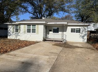 5002 Acorn Dr, Memphis, TN 38122