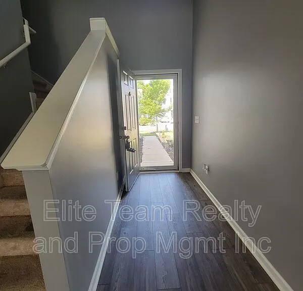 1349 Haestad Ct — Photo 6