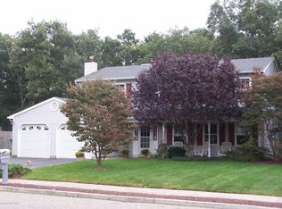 186 Liberty Bell Rd, Toms River, NJ 08755