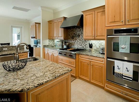 3rd image of 1590 Bonita Ln