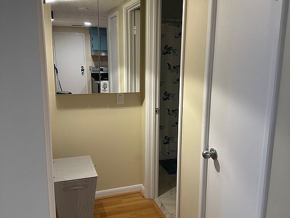 3rd image of 32 Pleasant Dr APT 21