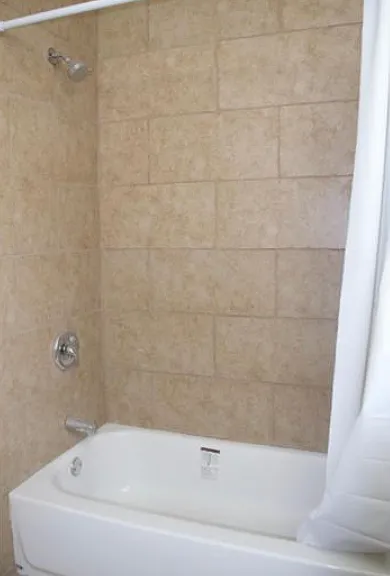 3146 Keokuk St — Photo 10