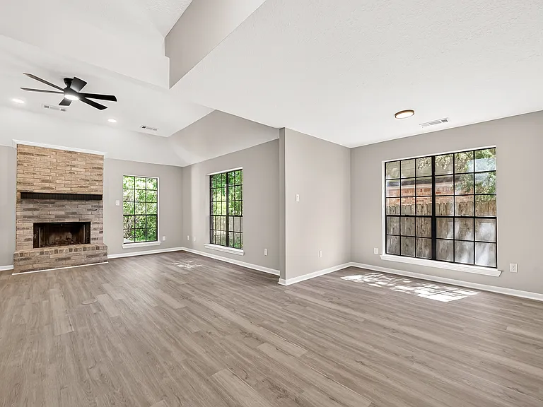4906 Pleasure Lake Ln — Photo 15