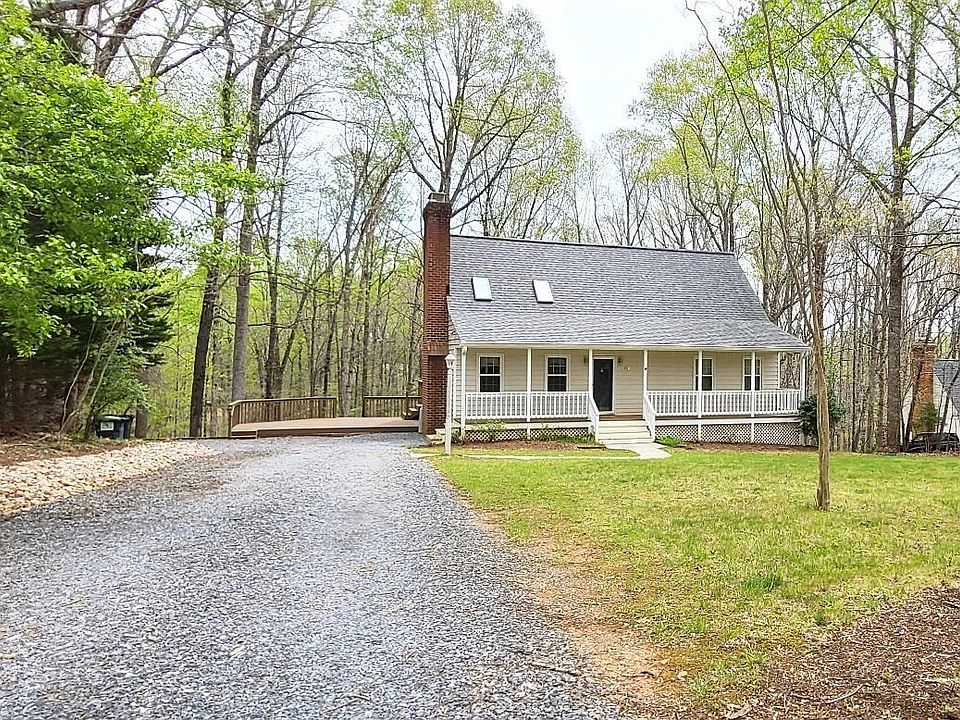 1st image of 408 Cambridge Dr