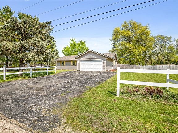 4th image of 11649 Dorothea Ave