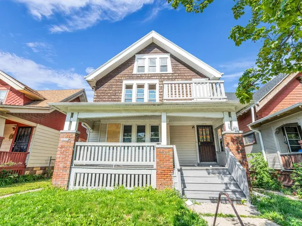 3017 N 28th STREET, Milwaukee, WI 53210