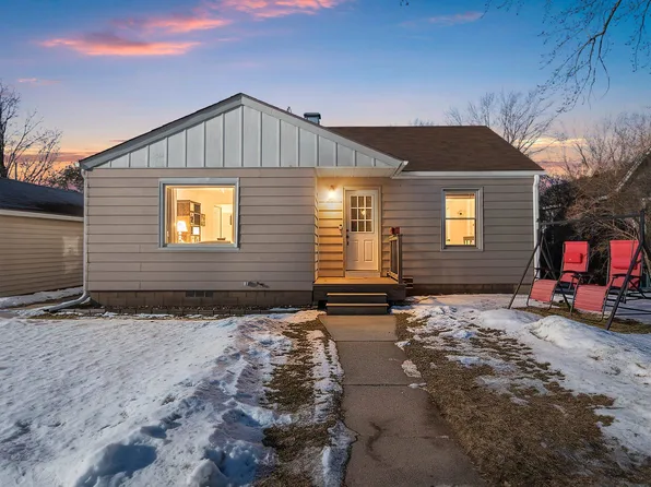 725 S Maiden Ln, Shawano, WI 54166