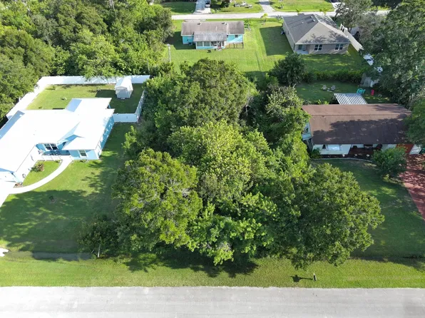 462 Joy Haven Drive, Sebastian, FL 32958