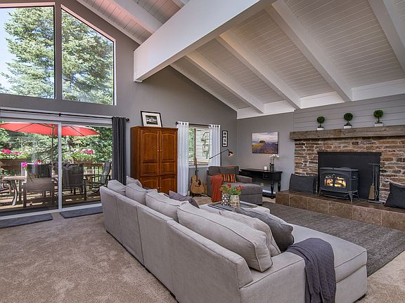 4th image of 7750 Kingswood Dr