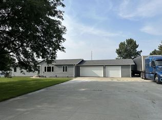 W5554 Sun Rd, Juneau, WI 53039