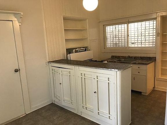 5th image of 3501 Clarington Ave