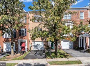 8906 Lee Manor Dr, Ellicott City, MD 21043