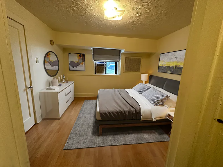 bedroom unit #27