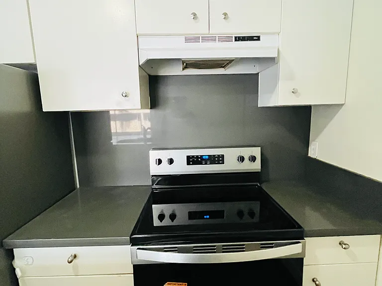 2521 W Sunflower Ave #R1 — Photo 4