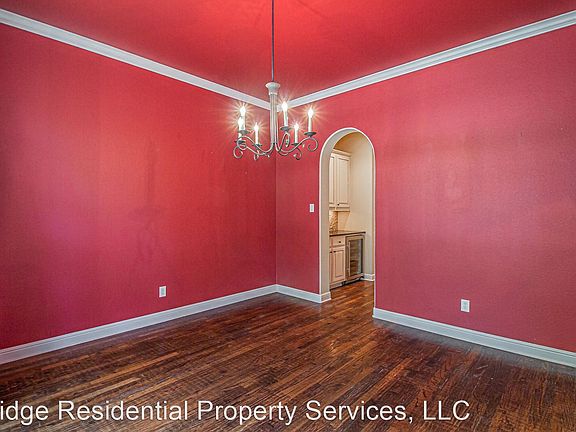 5th image of 3304 W 6th St