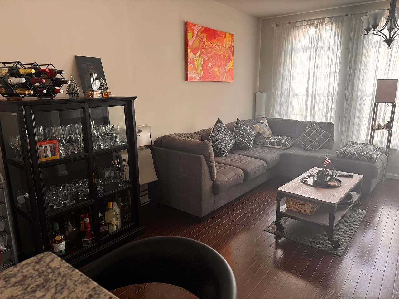 1 bed, 144 sqft, $1,100 — Photo 4