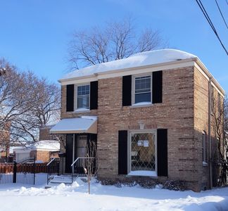 5555 N Osceola Ave, Chicago, IL, 60656