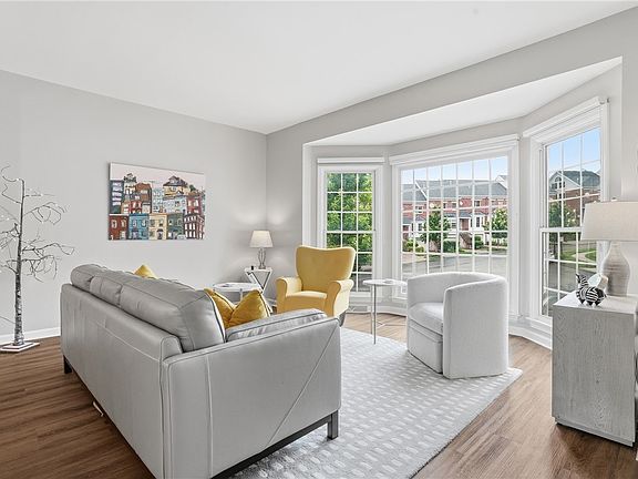 5th image of 4020 Alden Dr