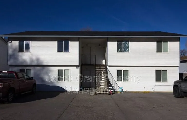 375 Golden St #3 — Photo 1
