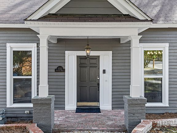 3rd image of 1232 Hickman Road