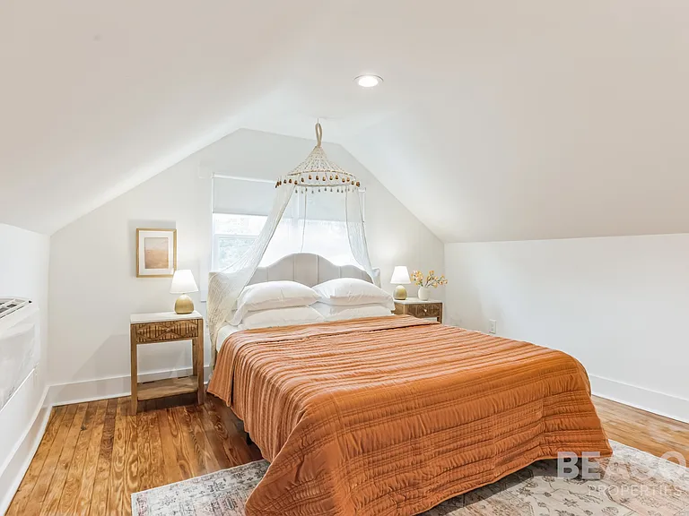 2113 Plaza Dr — Photo 13