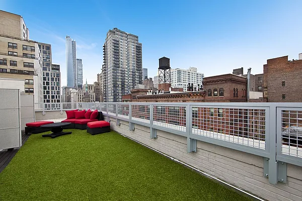 Rented by Bold New York | media 19