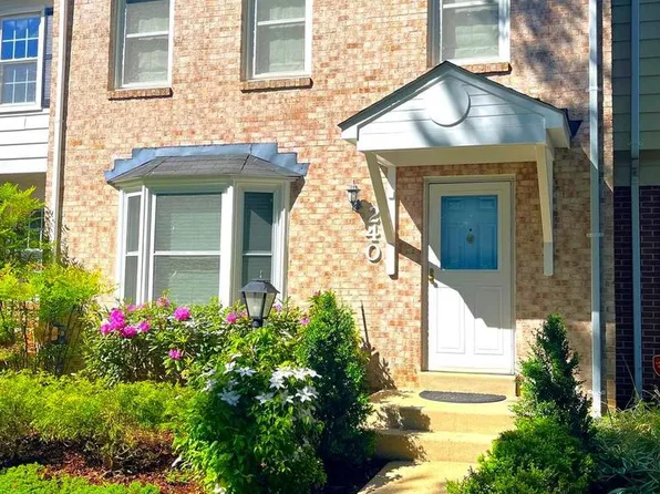 240 Watts Branch Pkwy, Rockville, MD 20850