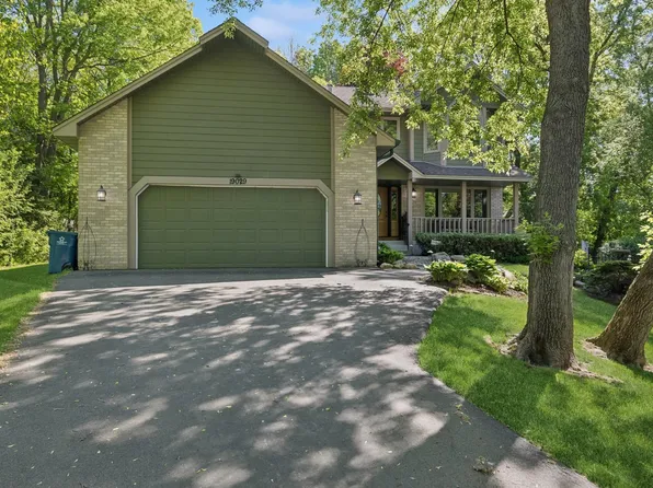 19029 Yale Cir NW, Elk River, MN 55330
