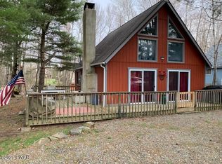 58 Rockway Rd, Lake Ariel, PA 18436