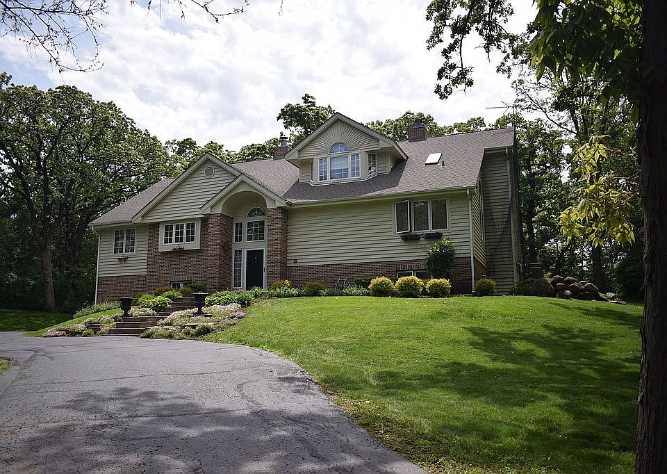 9803 Autumn Lane 