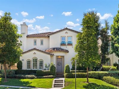 86 Canopy, Irvine, CA, 92603