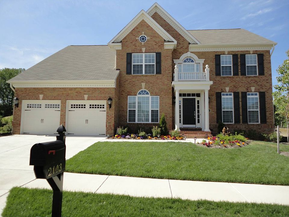 1st image of 2103 Lake Forest Dr