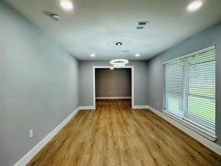 10934 Lilleux Rd — Photo 14
